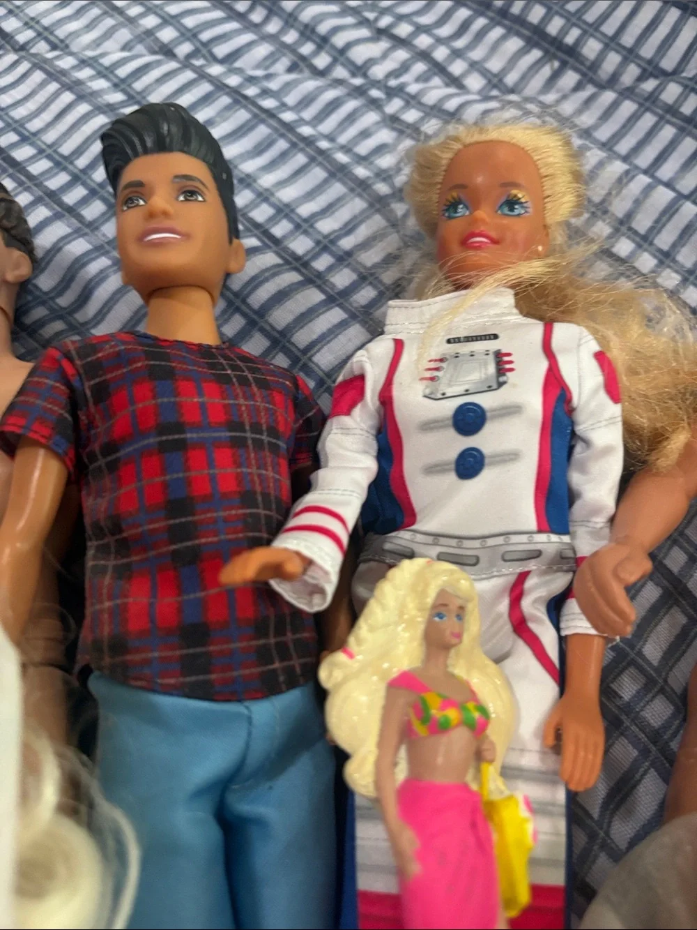 Vintage 1990Mattel Barbie & Ken lot Fashion Dolls